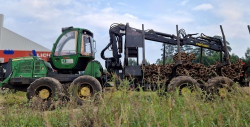 JOHN DEERE 1210E